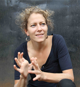 Dance festival “Lighting” from German artist Anna Konjetzky